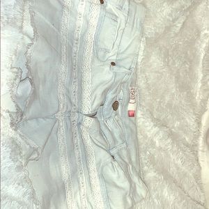 Brand: SO- Light wash blue jeans with lace